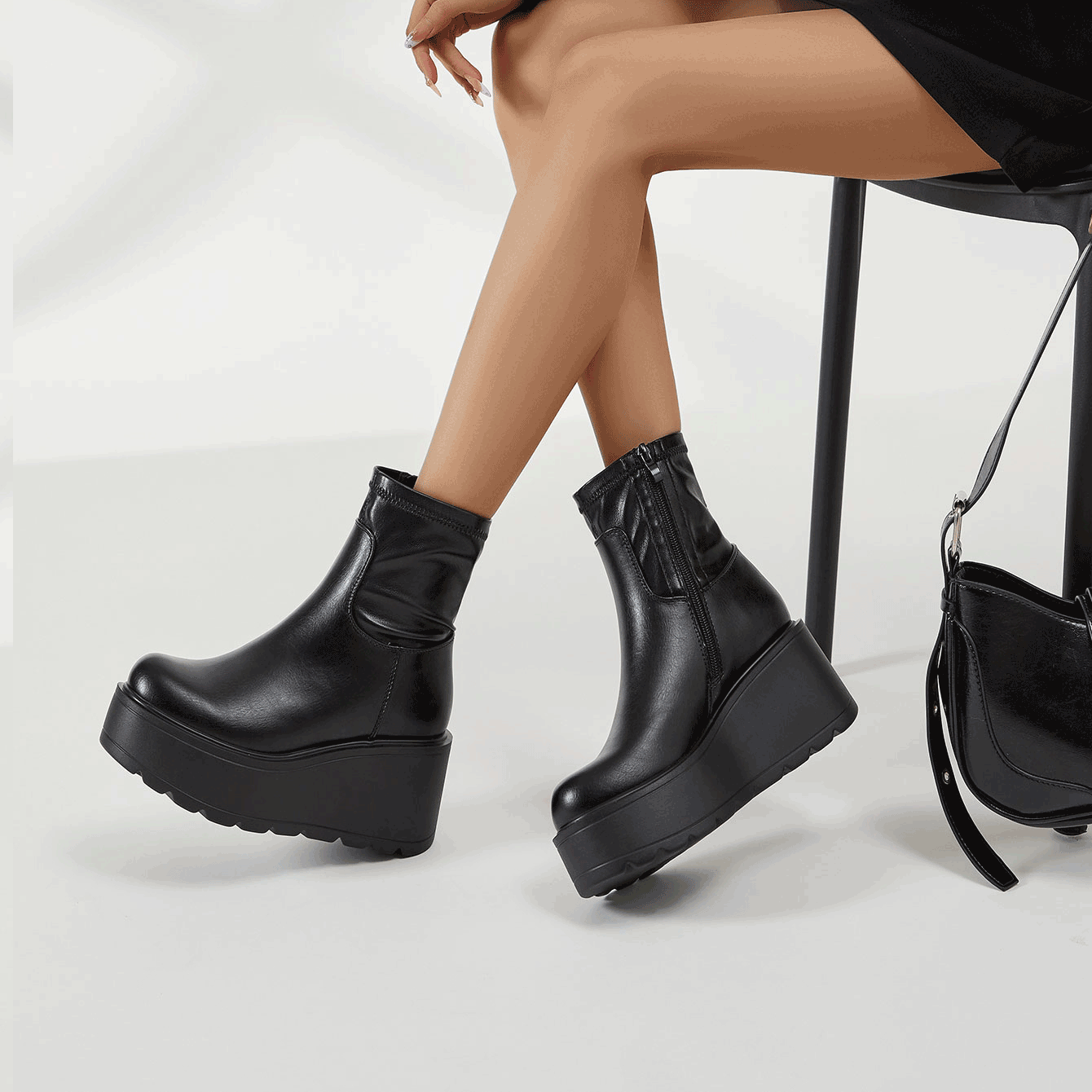 Women Fashion Online - Desai Women's Comfortable Platform Chelsea Boots